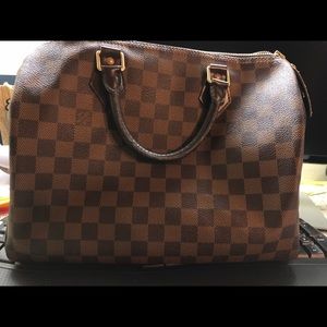 Louis Vuitton Damier Speedy 30